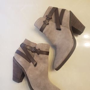 Dolce Vita suede upper heeled boots size 8.5